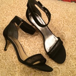 Adrianna Papell heels w ankle straps